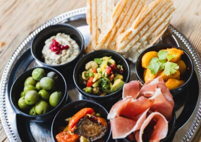 Leckerer Tapasteller in der Ludwigbar